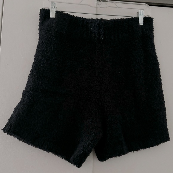 NWOT SKIMS black Cozy Collection knit shorts - Picture 1 of 3
